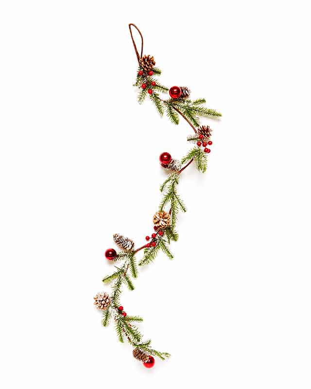 Red Berry and Pine Foilage Garland - 1.45m