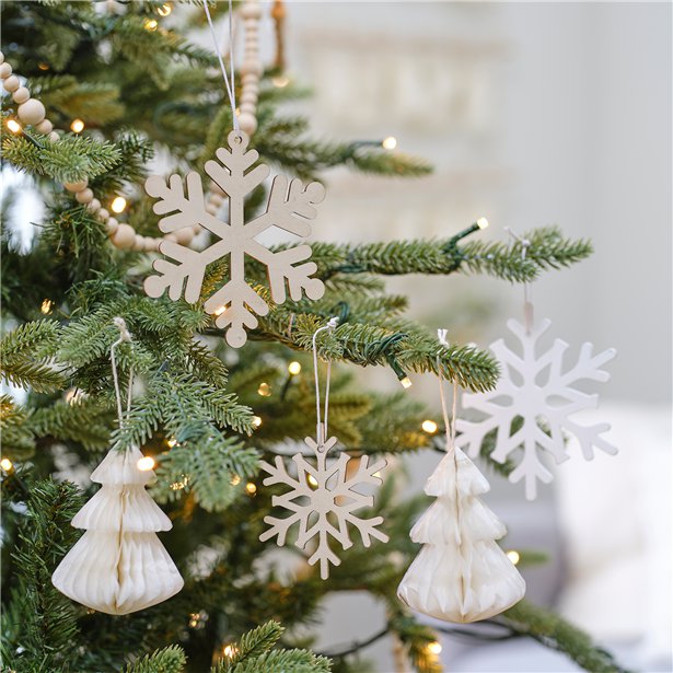 Hanging Snowflake and Honeycomb Tree Accessory Kit